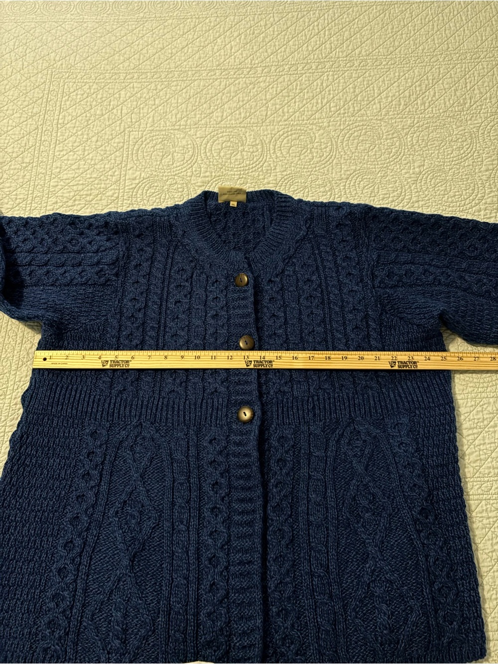 Aran merino wool cardigan. Size XXL - Picture 5 of 7